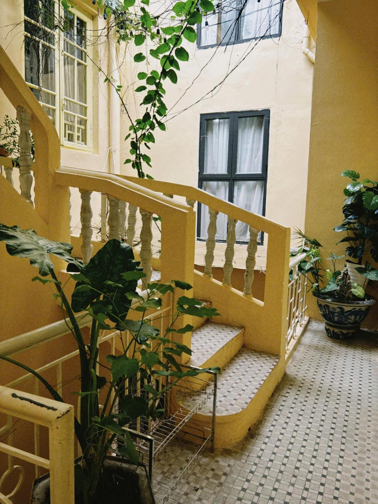 Azalea Apartment Hanoi Exteriör bild